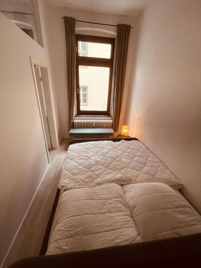 Retro Appartement Im Herzen Von Koeln Deutz Екстер'єр фото